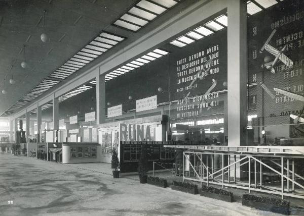 Fiera di Milano - Salone internazionale aeronautico 1937 - Settore servizi aerei civili