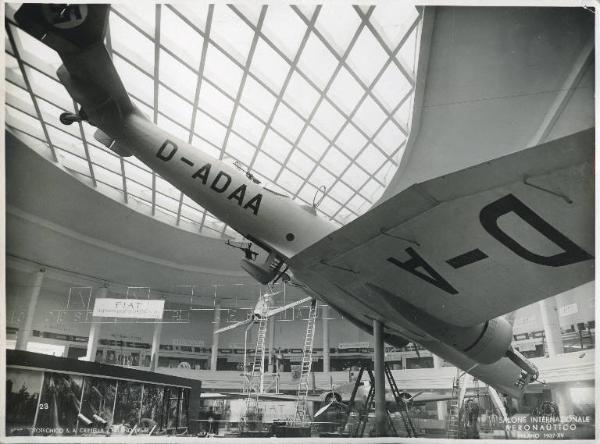 Fiera di Milano - Salone internazionale aeronautico 1937 - Lavori di allestimento