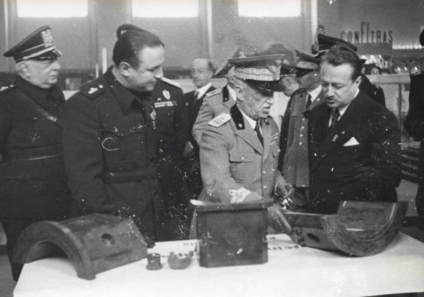 Fiera di Milano - Campionaria 1939 - Visita del Re Vittorio Emanuele III