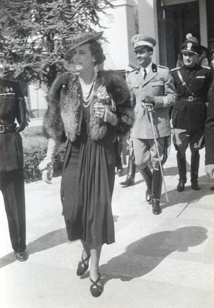 Fiera di Milano - Campionaria 1939 - Visita del principe di Piemonte Umberto II di Savoia con la moglie Maria José