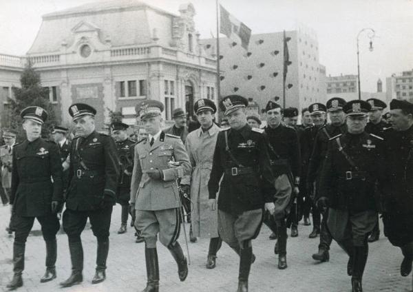 Fiera di Milano - Campionaria 1939 - Visita del duca di Bergamo Adalberto di Savoia