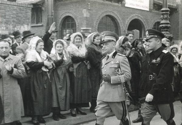 Fiera di Milano - Campionaria 1939 - Visita del duca di Bergamo Adalberto di Savoia