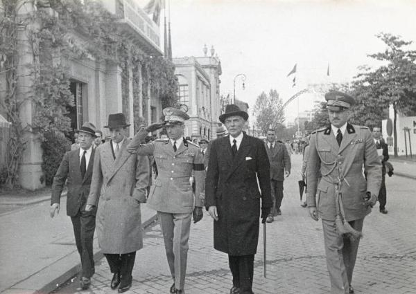 Fiera di Milano - Campionaria 1939 - Visita del duca di Pistoia Filiberto di Savoia