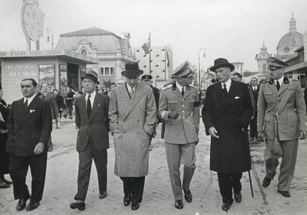 Fiera di Milano - Campionaria 1939 - Visita del duca di Pistoia Filiberto di Savoia