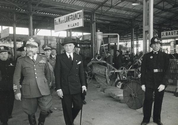 Fiera di Milano - Campionaria 1939 - Visita del ministro dell'Africa italiana Attilio Teruzzi