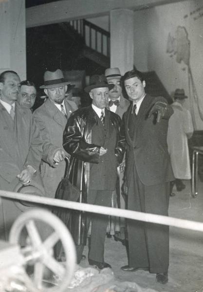 Fiera di Milano - Campionaria 1939 - Visita di Piero Pirelli