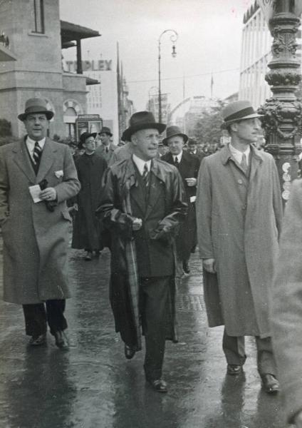 Fiera di Milano - Campionaria 1939 - Visita di Piero Pirelli