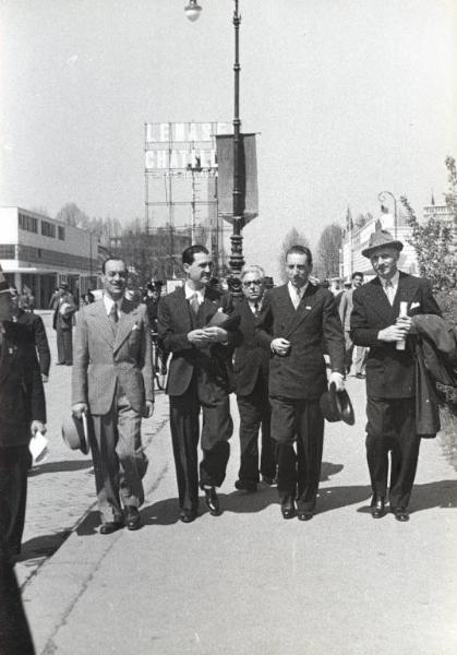 Fiera di Milano - Campionaria 1939 - Visita del ministro plenipotenziario della Bolivia Campero Arce