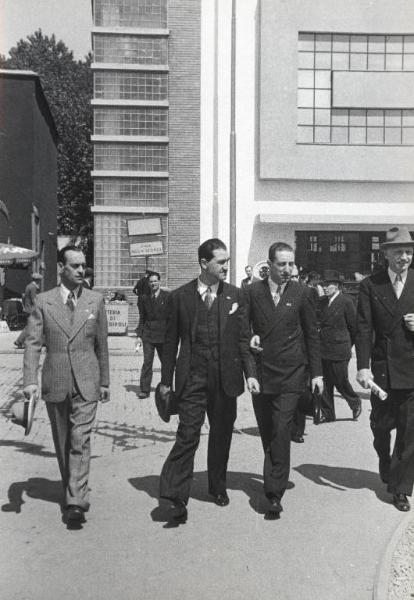 Fiera di Milano - Campionaria 1939 - Visita del ministro plenipotenziario della Bolivia Campero Arce