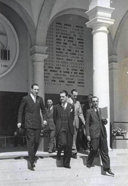 Fiera di Milano - Campionaria 1939 - Visita del ministro plenipotenziario della Bolivia Campero Arce