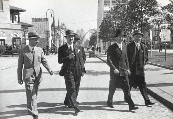 Fiera di Milano - Campionaria 1939 - Visita del ministro plenipotenziario della Bolivia Campero Arce