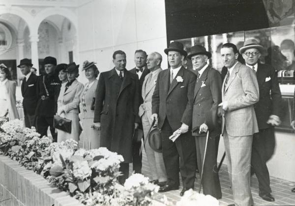 Fiera di Milano - Campionaria 1939 - Visita del ministro dell'industria e del commercio della Polonia Antoni Roman