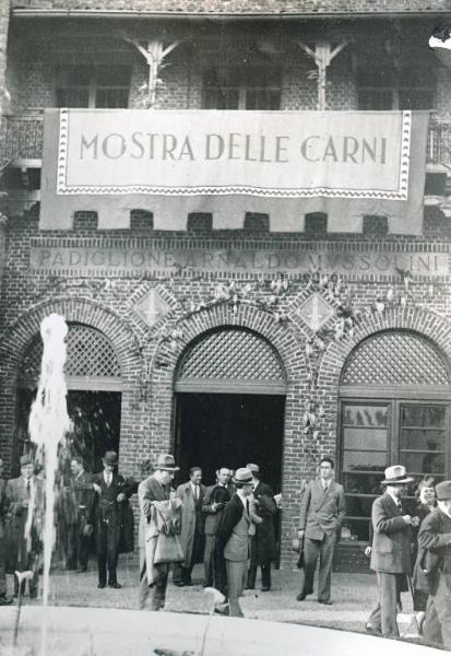 Fiera di Milano - Campionaria 1939 - Visita di giornalisti italiani ed esteri