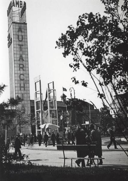 Fiera di Milano - Campionaria 1939 - Viale delle nazioni