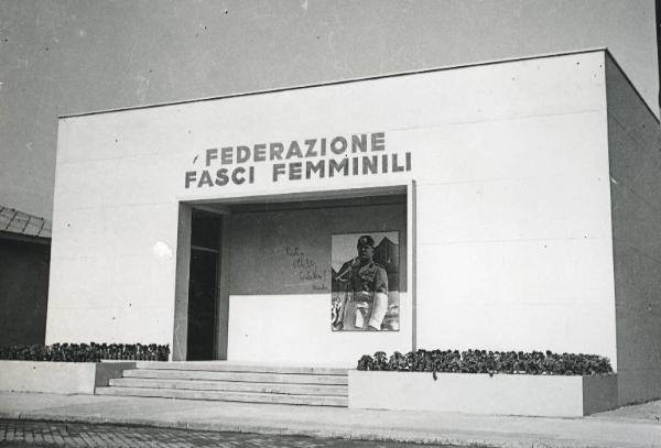 Fiera di Milano - Campionaria 1939 - Padiglione della Federazione dei Fasci femminili - Esterno