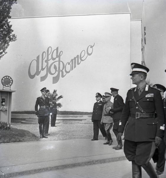 Fiera di Milano - Campionaria 1942 - Visita del Re Vittorio Emanuele III