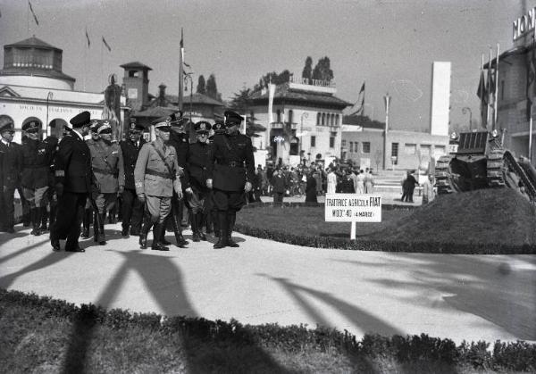 Fiera di Milano - Campionaria 1942 - Visita del Re Vittorio Emanuele III