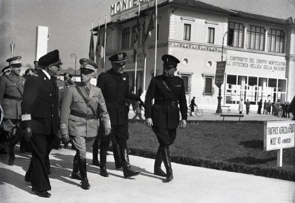 Fiera di Milano - Campionaria 1942 - Visita del Re Vittorio Emanuele III