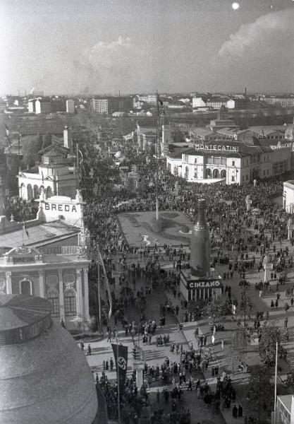 Fiera di Milano - Campionaria 1940 - Piazza Italia e viale delle nazioni - Veduta dall'alto