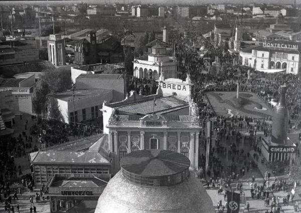 Fiera di Milano - Campionaria 1940 - Area di piazza Italia - Veduta dall'alto