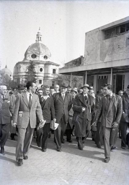 Fiera di Milano - Lavori di ricostruzione postbellica - Visita del presidente Luigi Gasparotto