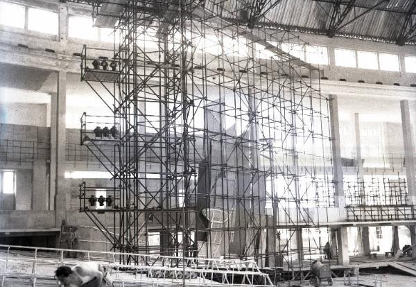 Fiera di Milano - Palazzo dello sport - Allestimento a teatro per l'inaugurazione dell'anno scaligero