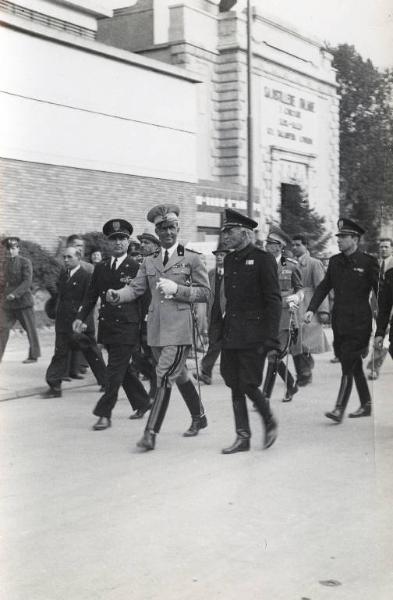 Fiera di Milano - Campionaria 1940 - Visita del principe di Piemonte Umberto II di Savoia