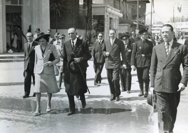 Fiera di Milano - Campionaria 1940 - Visita della duchessa di Genova Maria Adelaide di Savoia