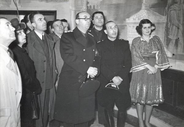 Fiera di Milano - Campionaria 1940 - Visita del ministro romeno per la propaganda Constantin Giurescu