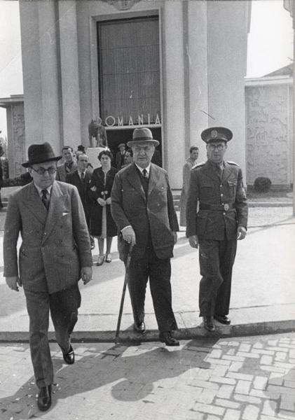 Fiera di Milano - Campionaria 1940 - Visita del presidente della Corona di Romania Constantin Argetoianu