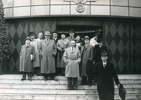 Fiera di Milano - Campionaria 1940 - Visita di giornalisti viennesi