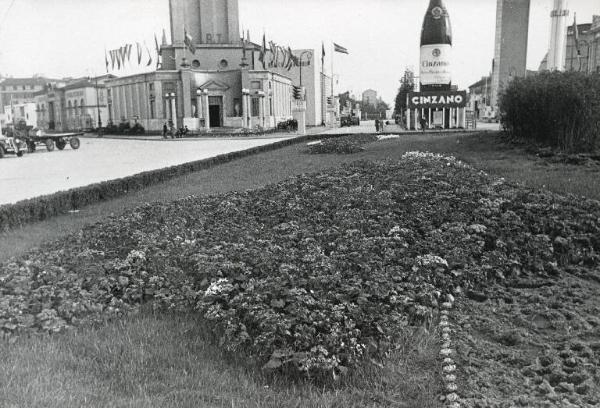 Fiera di Milano - Campionaria 1940 - Piazza Italia