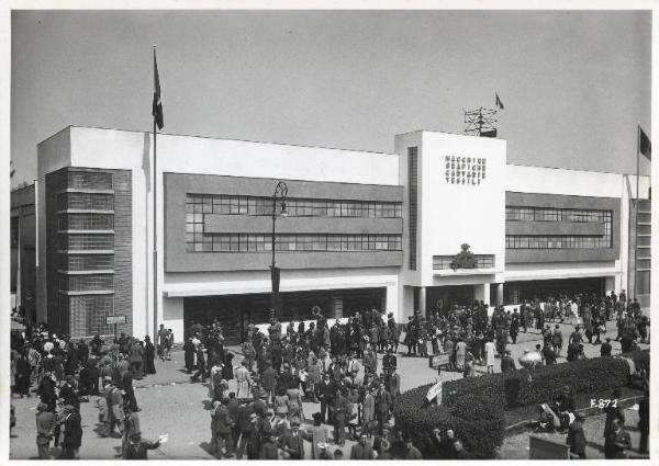 Fiera di Milano - Campionaria 1940 - Padiglione della meccanica "B" - Esterno