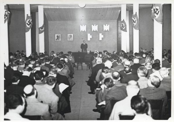 Fiera di Milano - Campionaria 1941 - Conferenza del dott. Croon