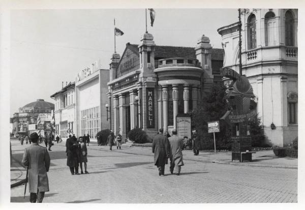 Fiera di Milano - Campionaria 1941 - Viale dell'industria