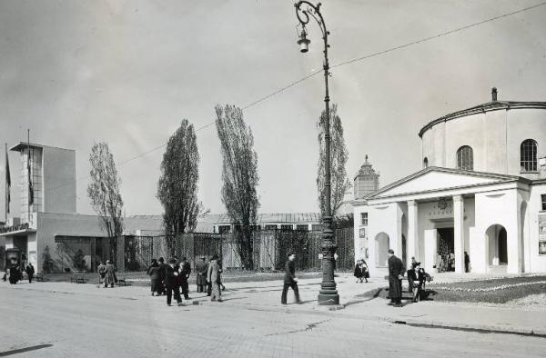 Fiera di Milano - Campionaria 1941 - Padiglione delle cinque gallerie - Esterno