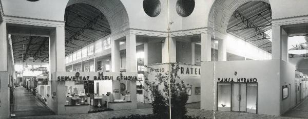 Fiera di Milano - Campionaria 1941 - Padiglione delle cinque gallerie - Interno - Veduta panoramica