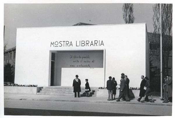 Fiera di Milano - Campionaria 1941 - Padiglione della Mostra libraria - Esterno