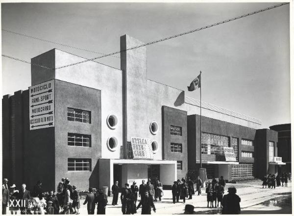 Fiera di Milano - Campionaria 1941 - Padiglione dell'ottica-foto-cine-radio-musica - Esterno