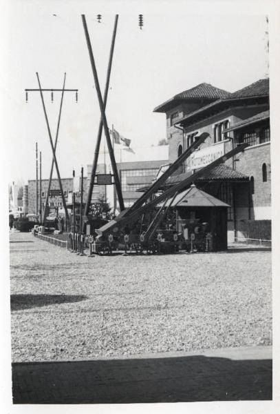 Fiera di Milano - Campionaria 1941 - Padiglione di La Motomeccanica - Esterno