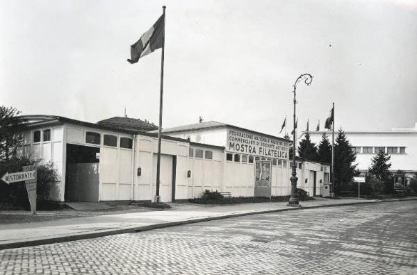 Fiera di Milano - Campionaria 1941 - Padiglione della Mostra filatelica - Esterno