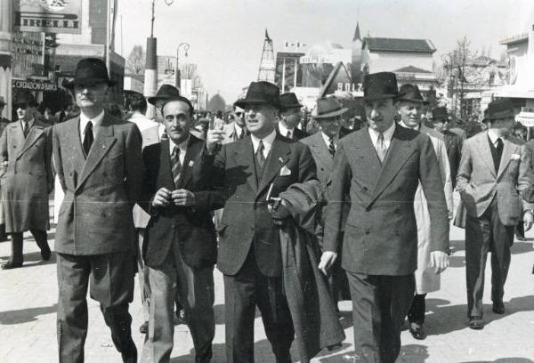 Fiera di Milano - Campionaria 1941 - Visita di personalità