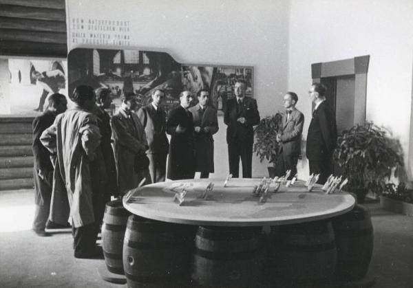 Fiera di Milano - Campionaria 1942 - Visita di giornalisti