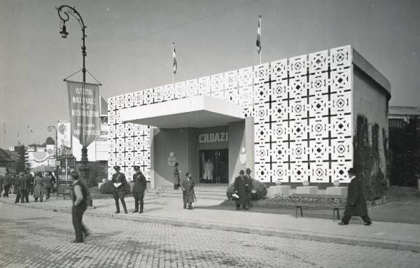 Fiera di Milano - Campionaria 1942 - Padiglione della Croazia - Esterno