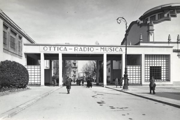 Fiera di Milano - Campionaria 1942 - Padiglione della musica - Esterno