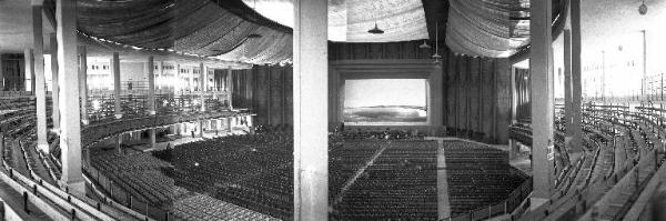 Fiera di Milano - Palazzo dello sport - Allestimento a teatro per l'inaugurazione dell'anno scaligero