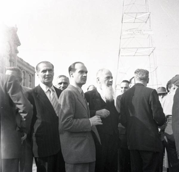 Fiera di Milano - Campionaria 1946 - Visita del presidente della Repubblica Enrico De Nicola in occasione della inaugurazione