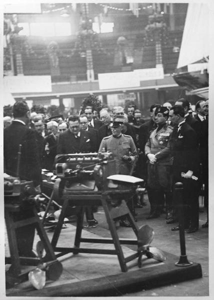 Fiera di Milano - Campionaria 1929 - Visita del Re Vittorio Emanuele III