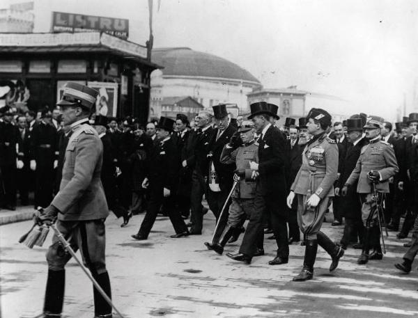 Fiera di Milano - Campionaria 1929 - Visita del Re Vittorio Emanuele III