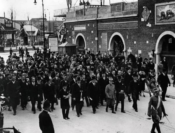 Fiera di Milano - Campionaria 1929 - Visita del Re Vittorio Emanuele III